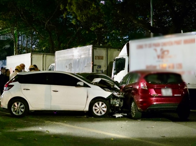 Hiện trường vụ tai nạn vào tối 6/3. Ảnh: Võ Hải