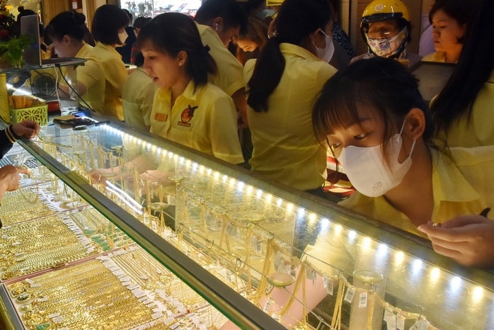 Giá vàng hôm nay, 7-3: Bật tăng trở lại - Ảnh 1.