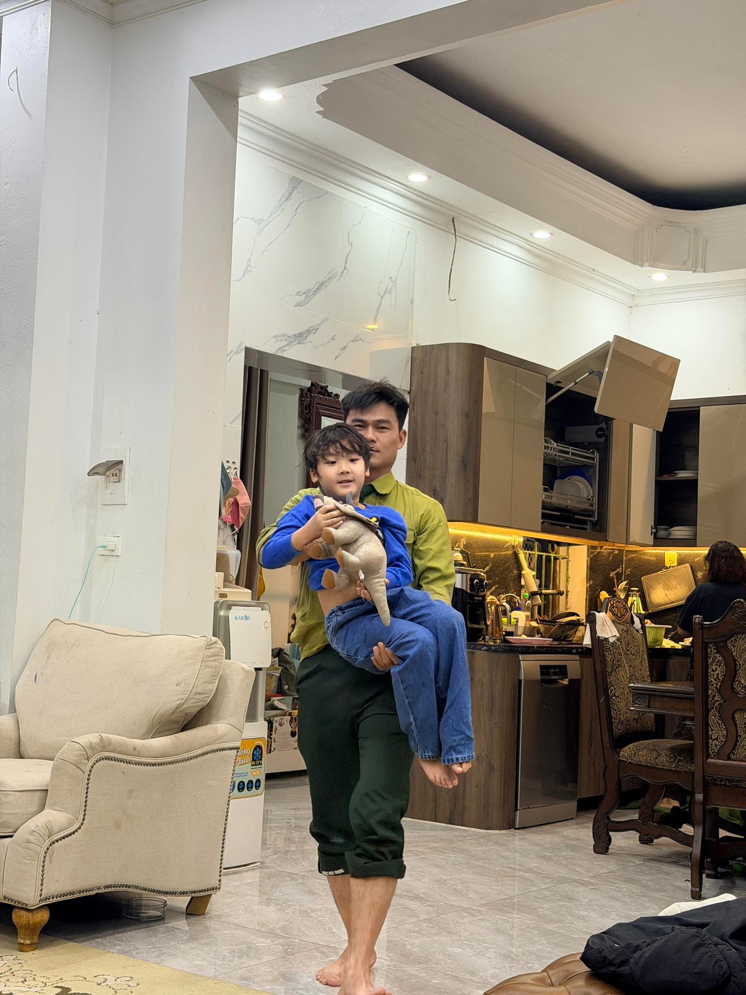 Hòa Minzy ảnh 2 Hoa Minzy anh 2