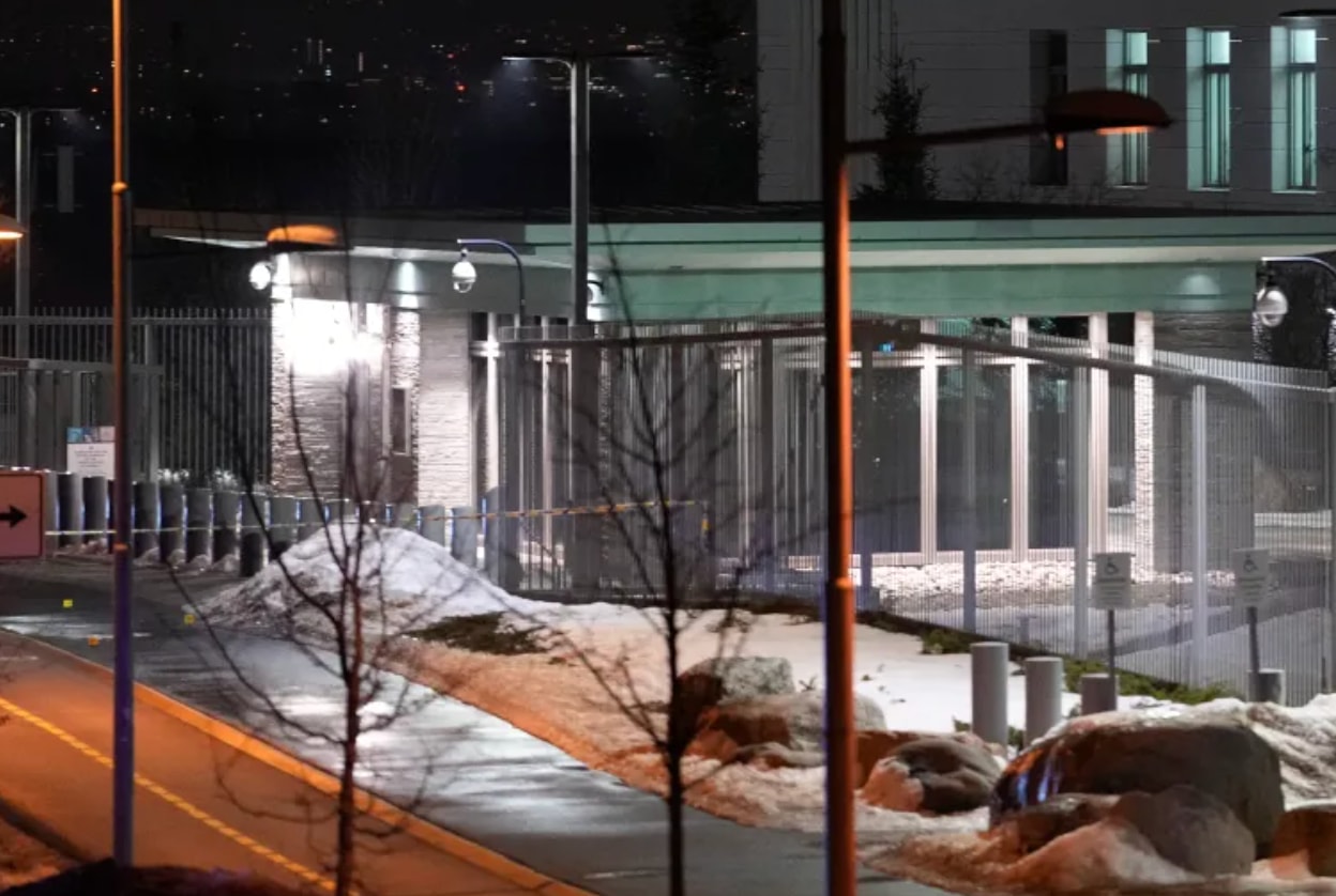 Đại sứ quán Mỹ ở Oslo được phong tỏa sau vụ nổ rạng sáng 8/3. (Nguồn: Al Jazeera)