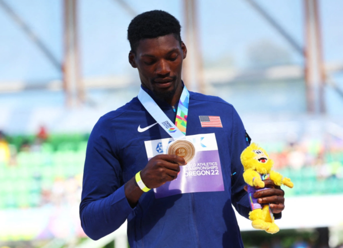 Fred Kerley giành HC vàng 100m nam tại giải vô địch điền kinh thế giới trên sân Hayward, Eugene, Oregon, Mỹ ngày 17/7/2022. Ảnh: Reuters