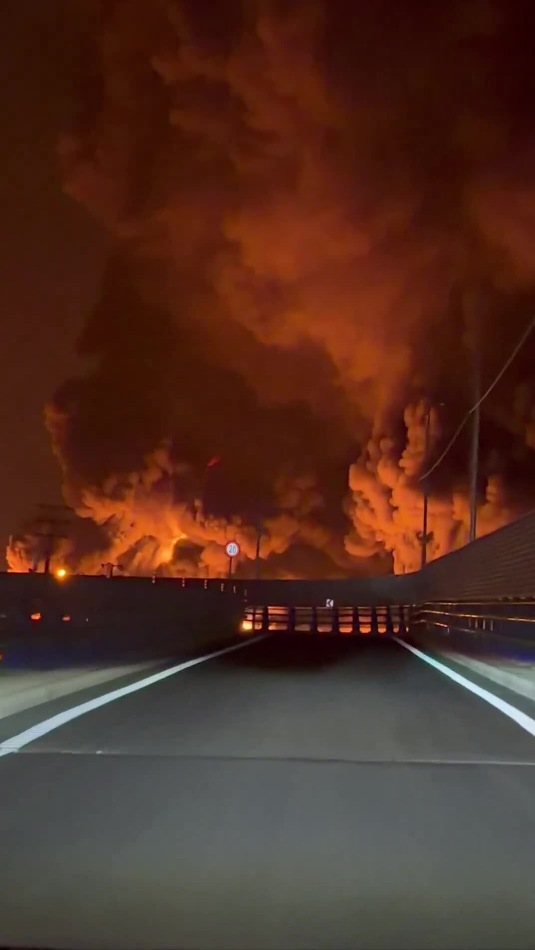 Cháy kho chứa dầu ở Iran