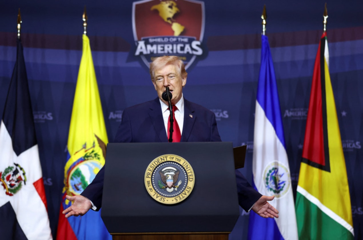 NBC News ngày 7/3 đưa tin, Tổng thống Donald Trump được cho là đã bày tỏ sự quan tâm trong các cuộc trao đổi riêng tới khả năng triển khai lực lượng bộ binh Mỹ trên lãnh thổ Iran. (Nguồn: Reuters)