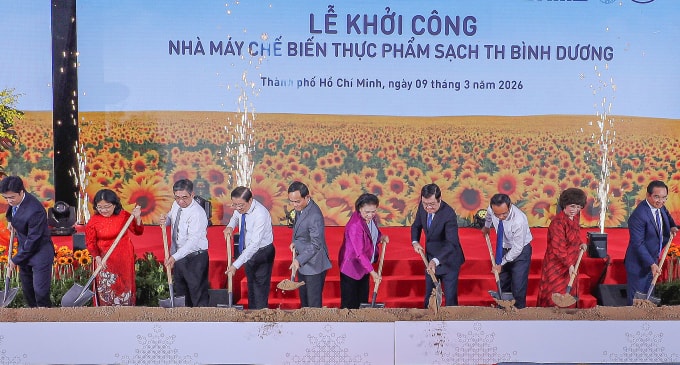 Lễ khởi công nhà máy của TH tại TP HCM sáng 9/3. Ảnh: Thi Hà