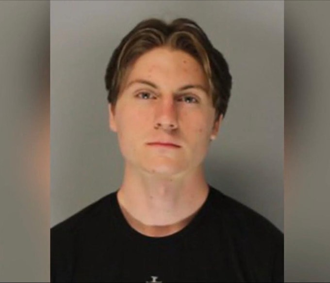 Jayden Wallace bị bắt sau vụ chơi khăm biến thành thảm kịch. Ảnh: Fox5