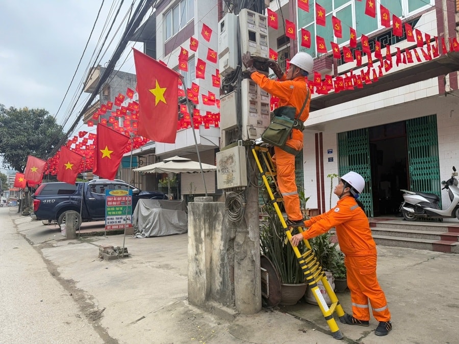 Tổng công ty Điện lực miền Bắc sẵn sàng cấp điện an toàn, ổn định cho 11.592 đơn vị bầu cử ngày 15/3/2026 - Ảnh 4.