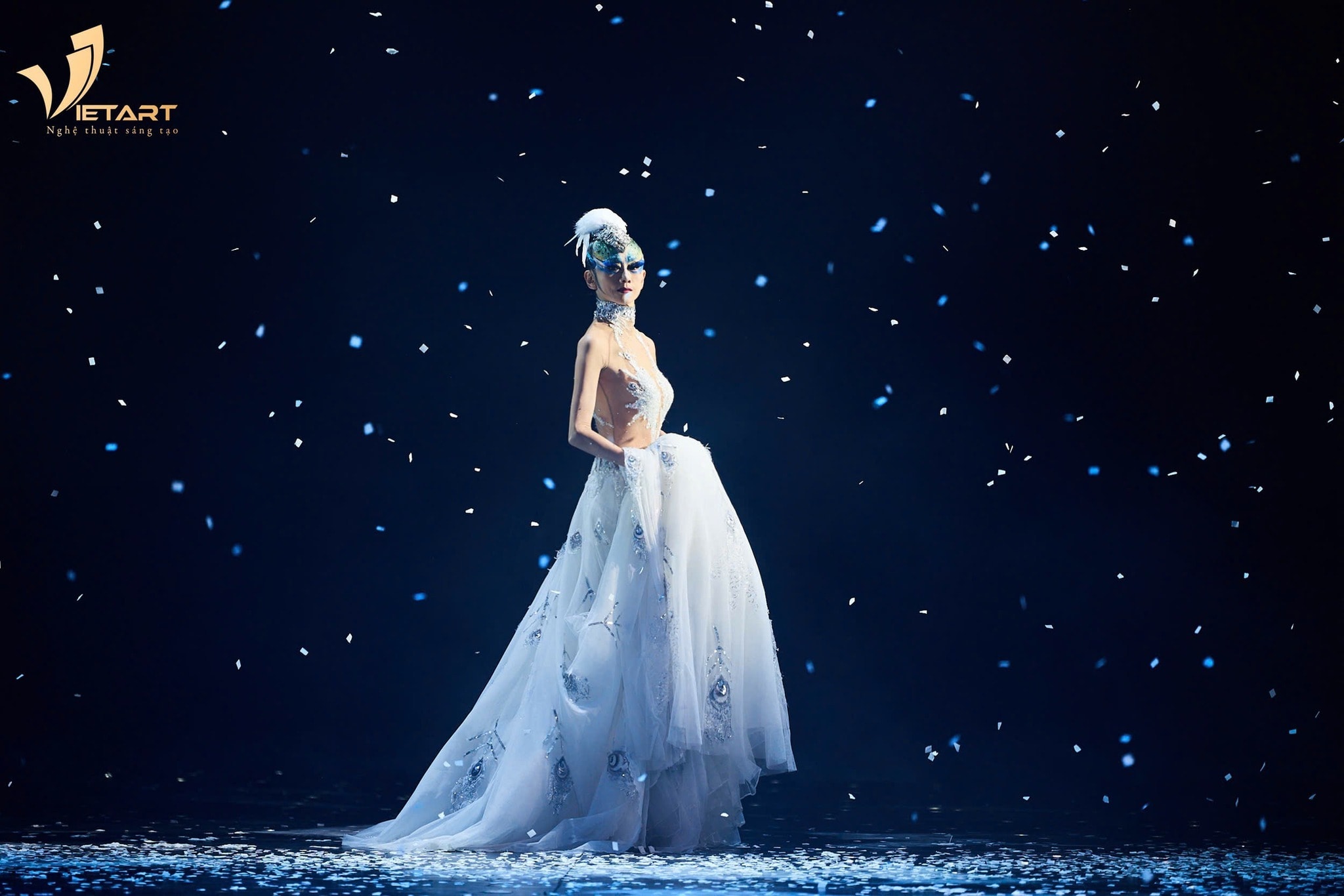 Nghệ sĩ múa Dương Lệ Bình với vai diễn huyền thoại 