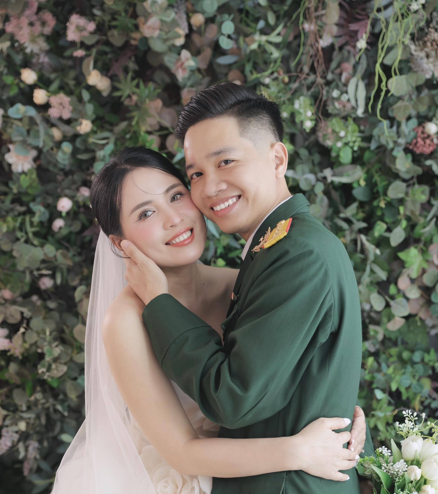 BTV Mai Hằng và ông xã Thượng uý Nguyễn Thanh Dương.