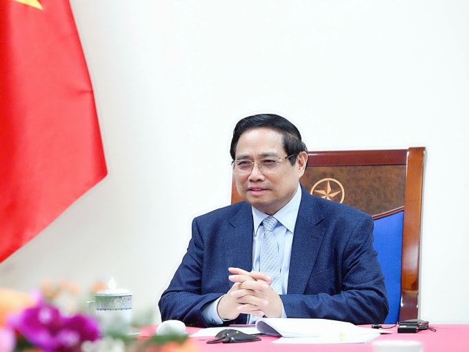 Thủ tướng Phạm Minh Chính điện đàm với Tổng thống Các Tiểu vương quốc Arab thống nhất (UAE), ngày 10/3. Ảnh: VGP