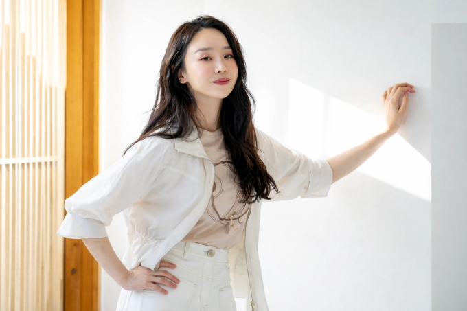 Shin Hye Sun duy trì vẻ ngoài trẻ trung và vóc dáng mảnh mai nhiều năm. Ảnh: Instagram shin_sun831