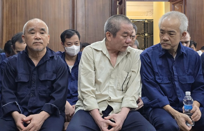 Các bị cáo tại tòa hôm nay. Ảnh: Hải Duyên