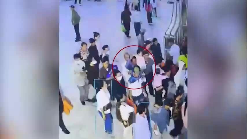 Điều tra nhóm người dàn cảnh để cướp giật tại khu du lịch