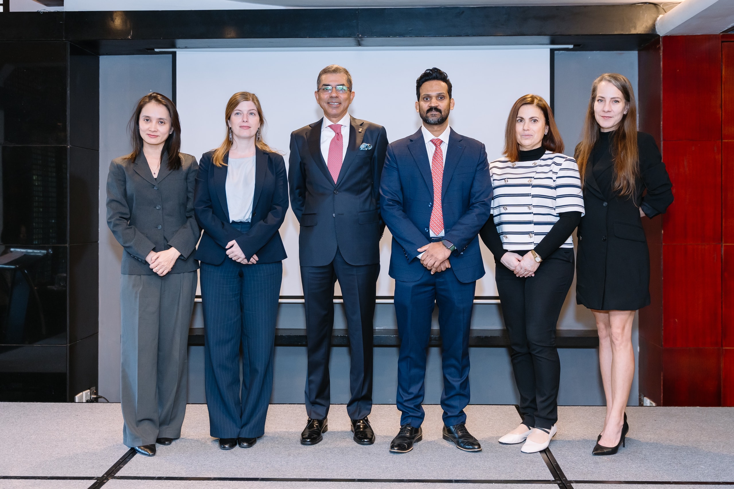 VFS Global khuyến nghị nộp hồ sơ thị thực sớm, cảnh giác lừa đảo trước mùa du lịch cao điểm - Ảnh 2.