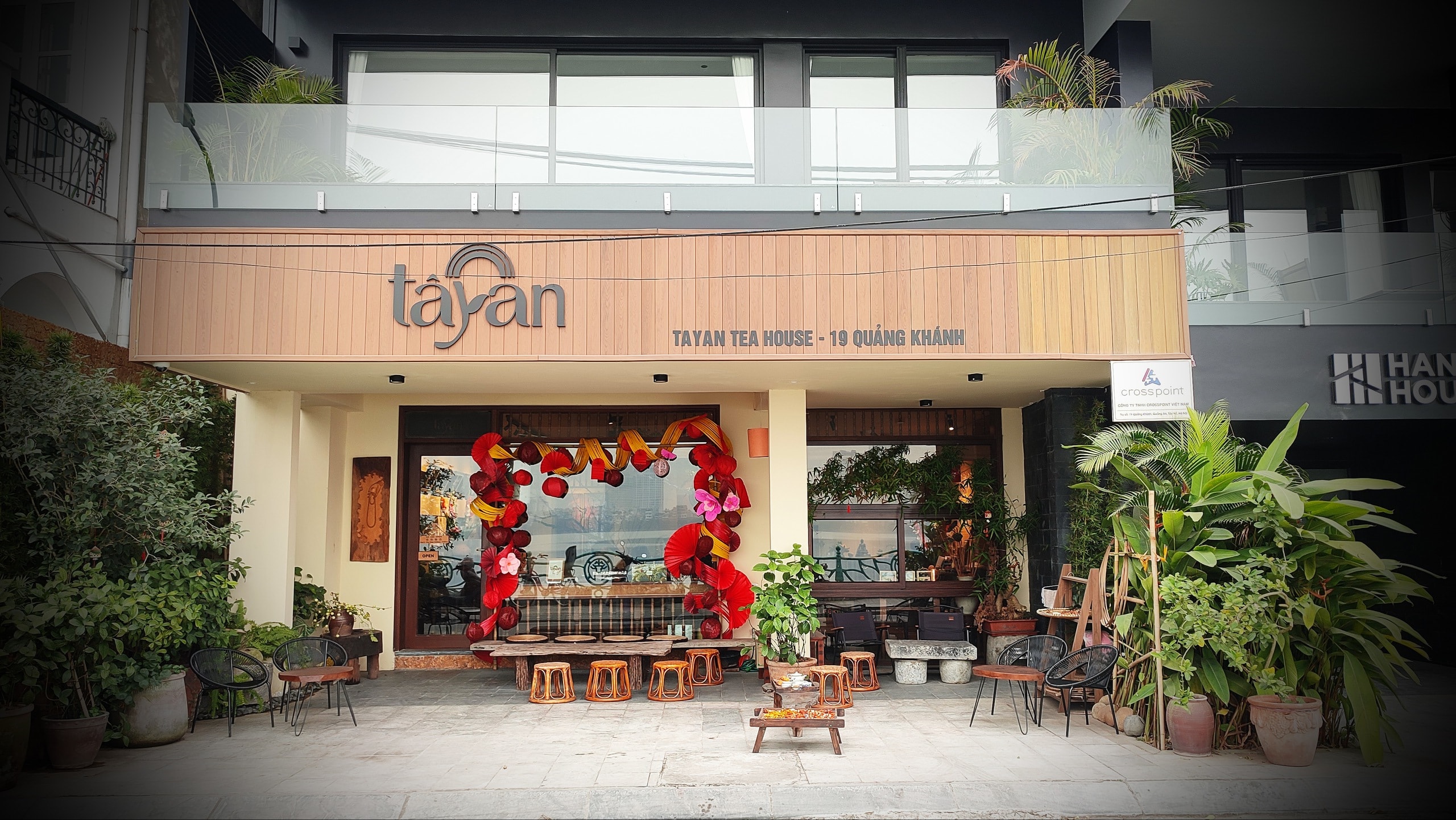 Năm đời tiếp nối, đem tình trà non cao ủ giữa sen hồng - Ảnh 9.