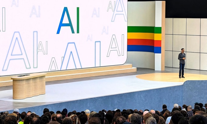 CEO Google Sundar Pichai phát biểu trong hội nghị tháng 5/2024 tại Mountain View, California, Mỹ. Ảnh: Glenn Chapman