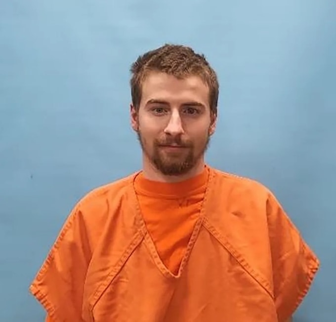 Ivan Miller bị bắt ở Colorado và đang phải đối mặt với ba tội danh giết người nghiêm trọng ở Utah. Ảnh: Archuleta County Jail