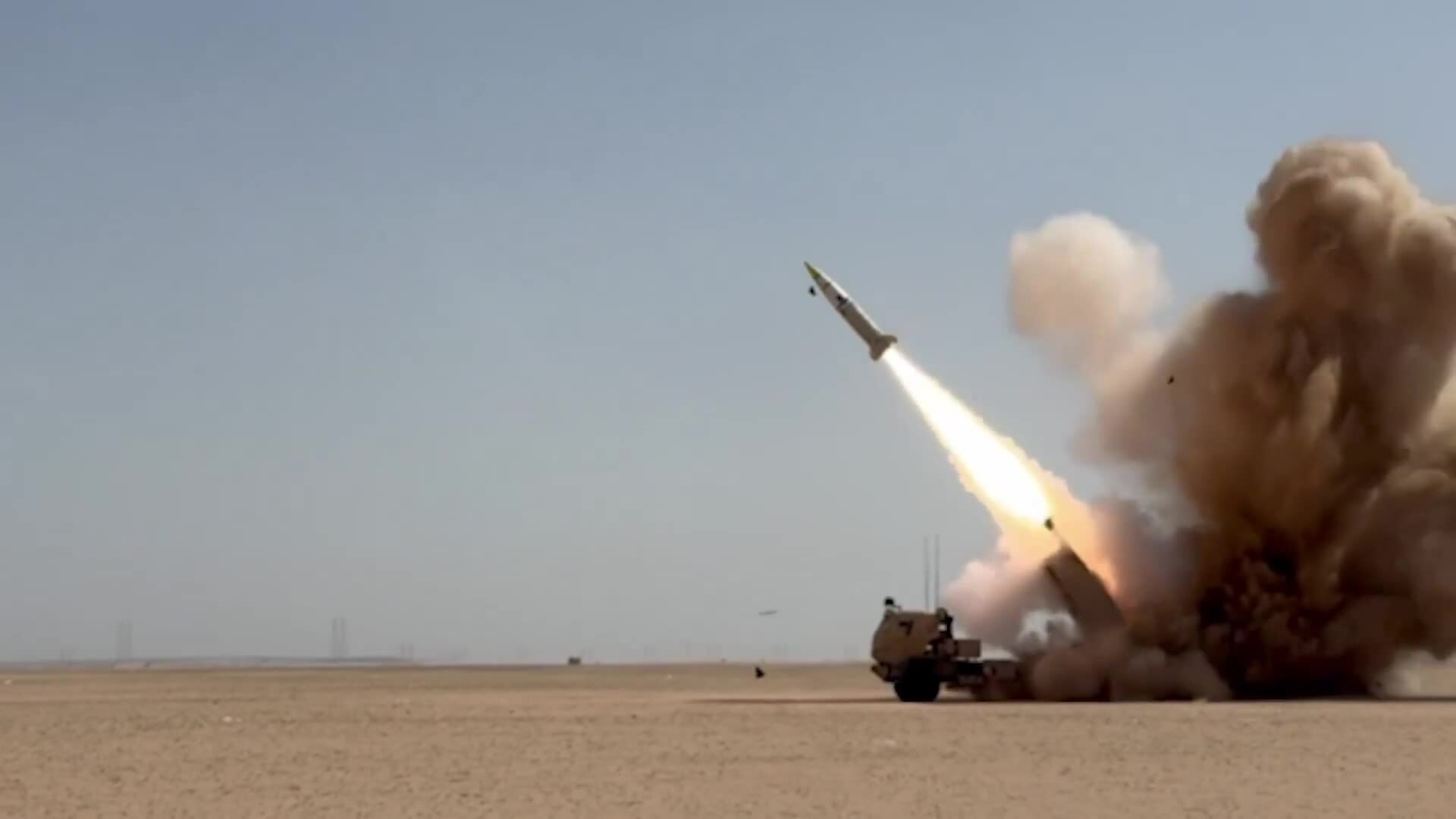Mỹ có thể đã dùng HIMARS phóng tên lửa đạn đạo vào chiến hạm Iran