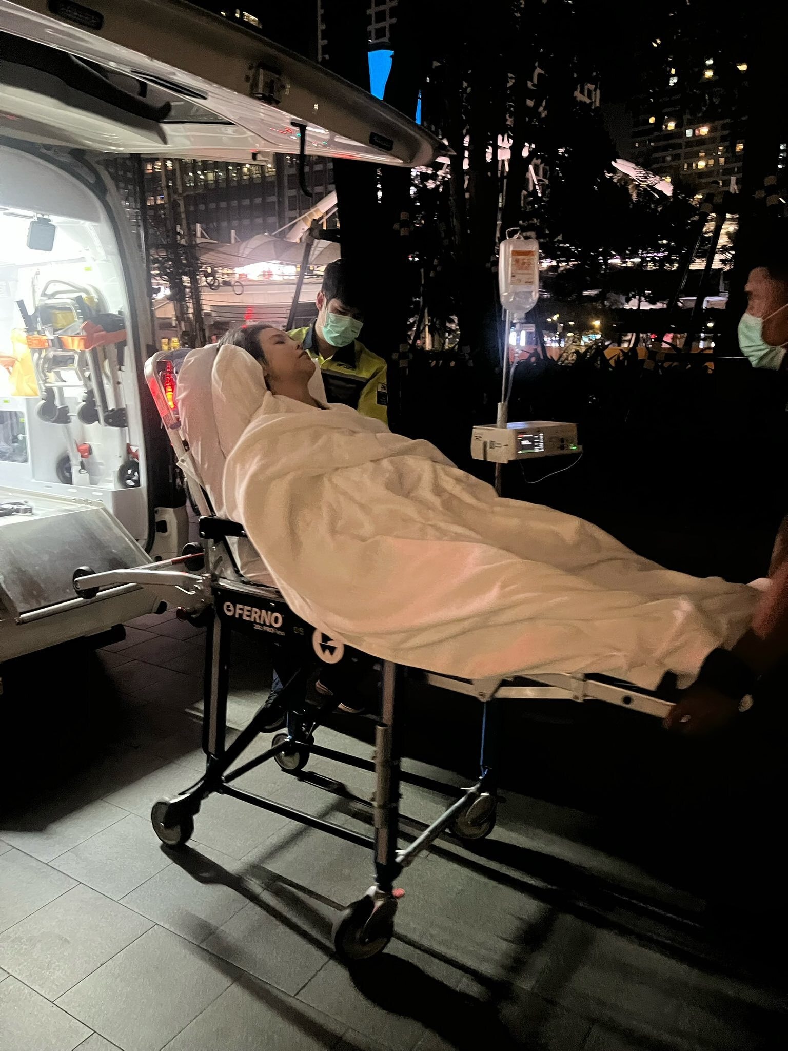 Vũ Cát Tường nhập viện cấp cứu gấp.