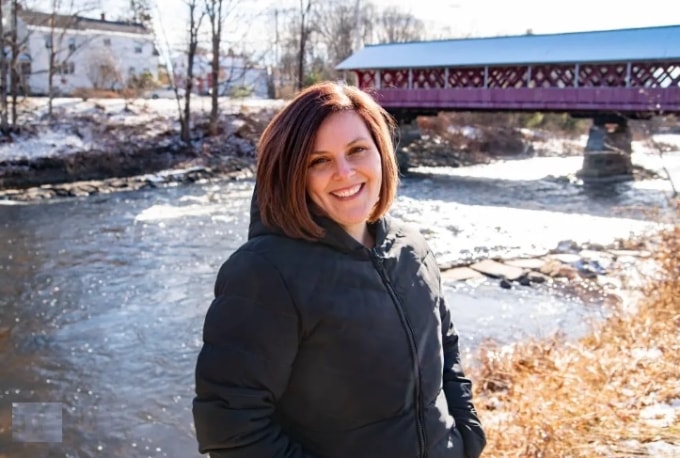 Elizabeth Carr hiện làm việc trong lĩnh vực truyền thông. Ảnh: David McGlynn