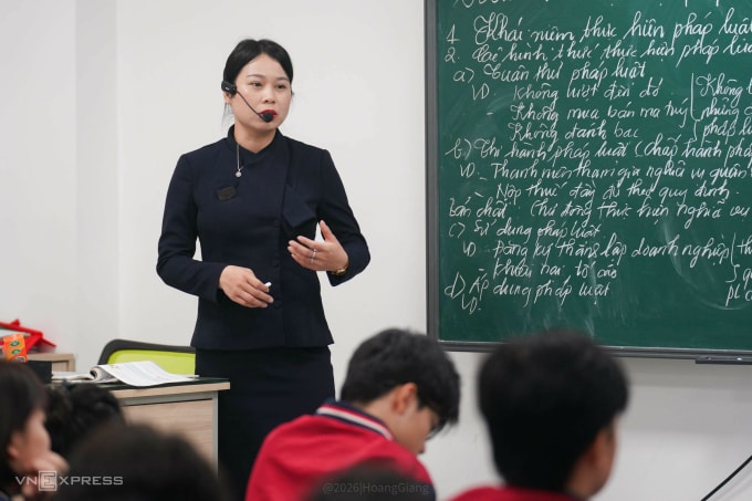 Giáo viên trường THPT Đỗ Mười, Hà Nội, tháng 2/2026. Ảnh: Hoàng Giang