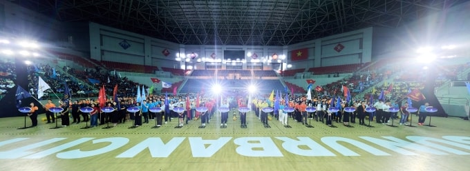 Sự kiện thể thao được tổ chức quy mô nhằm tiếp thêm năng lượng cho mùa kinh doanh 2026. Ảnh: Ánh Dương