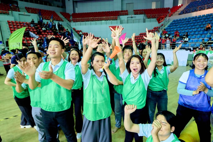 Các đội hào hứng tham gia hoạt động. Ảnh: Ánh Dương