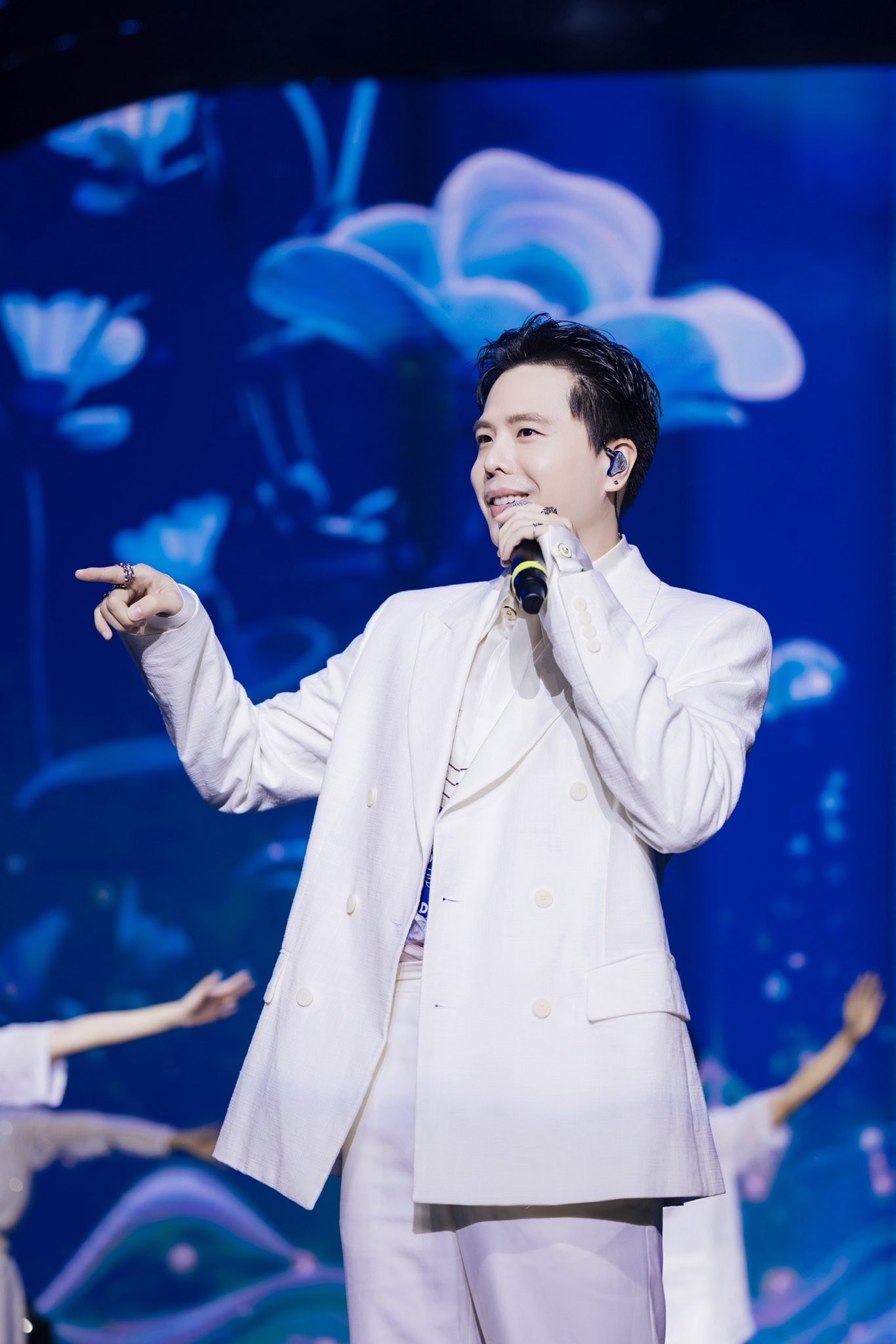 trinh thang binh anh 10