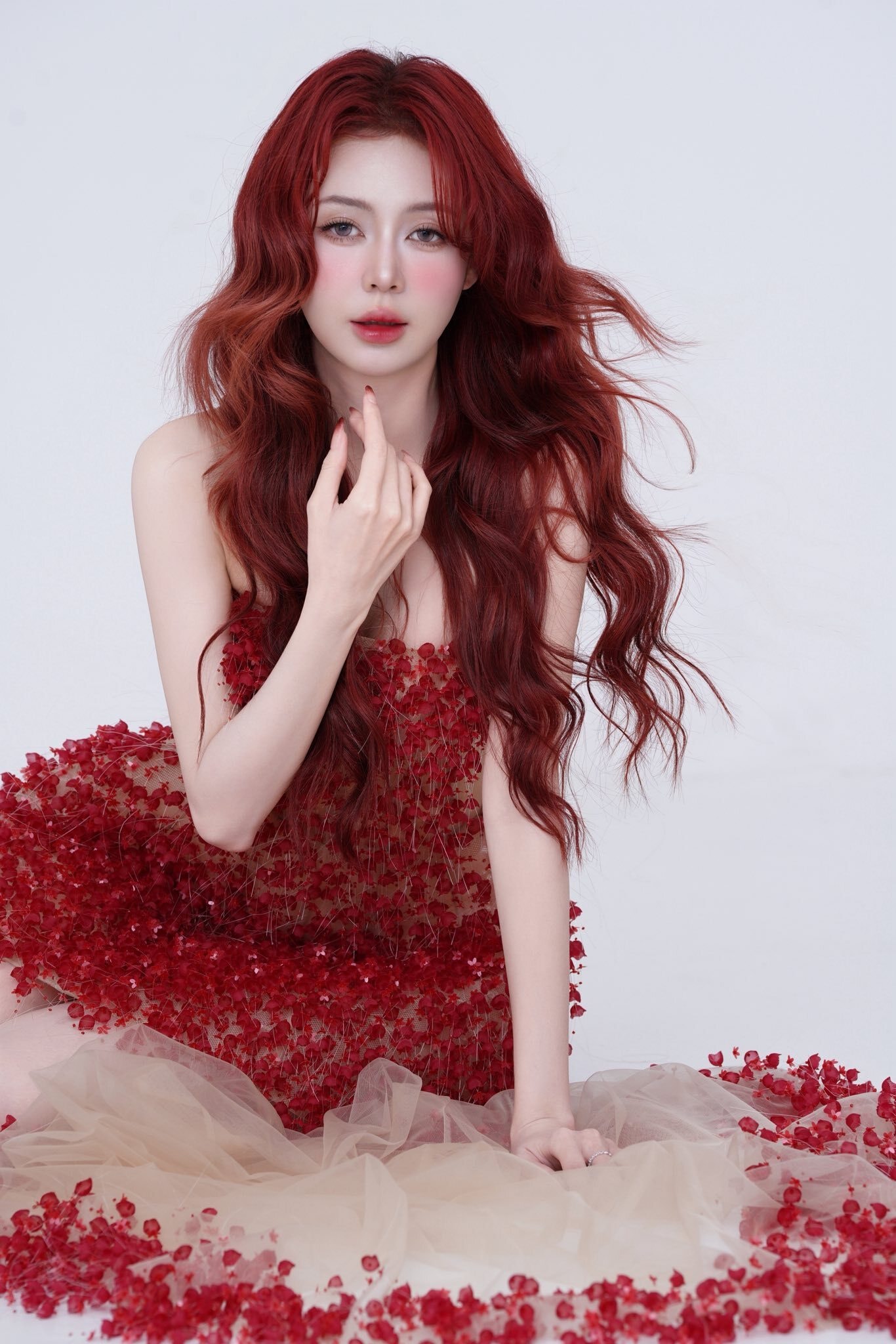 Sự nghiệp không quá nổi bật nhưng ít ai biết Liz Kim Cương từng giành quán quân tại 2 cuộc thi 