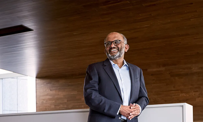 CEO Adobe Shantanu Narayen. Ảnh: Adobe