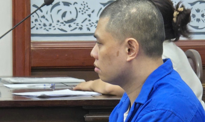 Bị cáo Zheng Yikun tại tòa hôm nay. Ảnh: Bình Nguyên