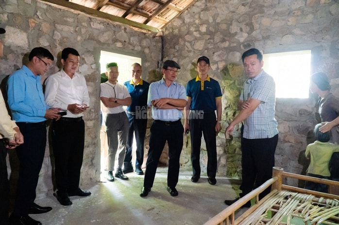 VIDEO: Ngẩn ngơ trước vẻ đẹp thơ mộng của "lá phổi xanh" Dầu Tiếng - Ảnh 2.