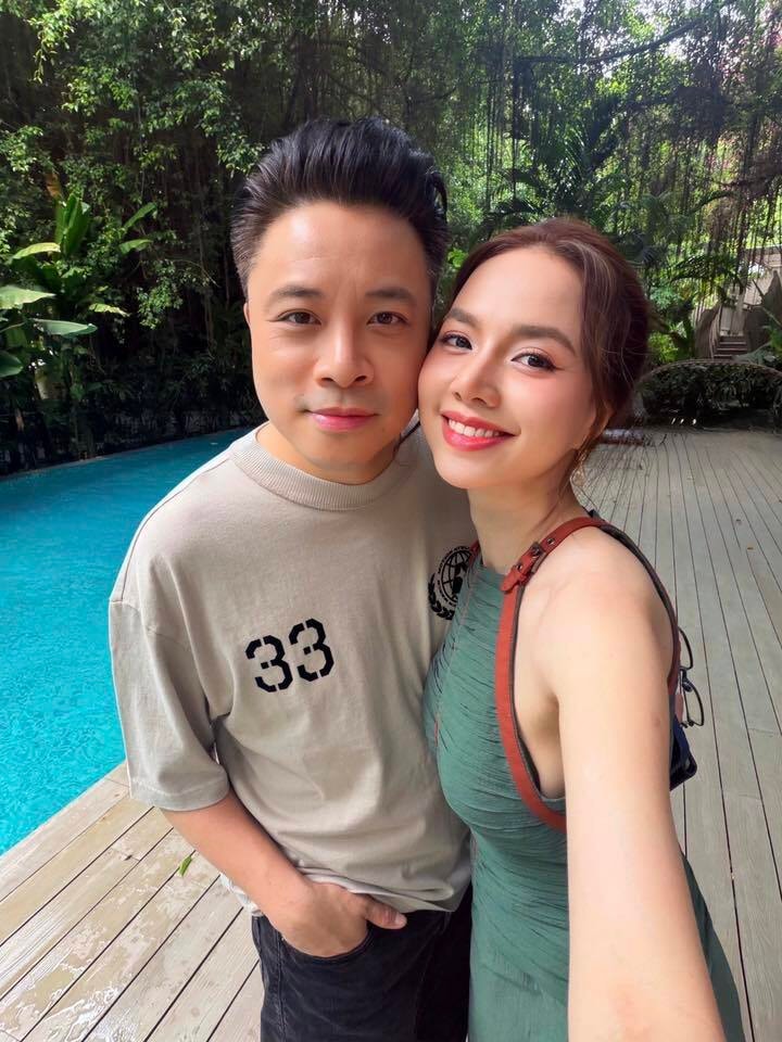 Nhiều năm qua, Đinh Ngọc Diệp trở thành hậu phương vững chắc, giúp chồng sản xuất nhiều bộ phim có doanh thu trăm tỷ.