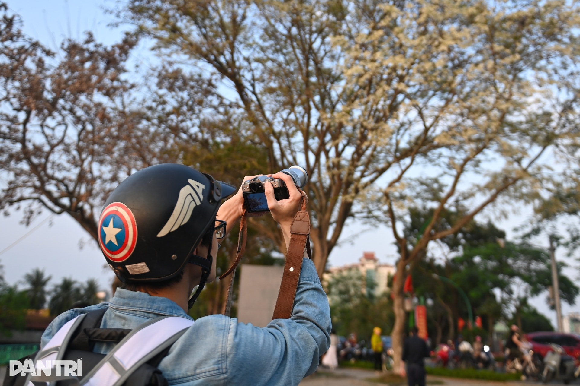 Hà Nội lãng mạn mùa hoa khoe sắc - 19 Hà Nội lãng mạn mùa hoa khoe sắc - 19