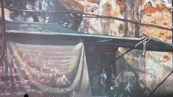 Vũ Thắng Lợi hát 'Nhớ về Hà Nội'