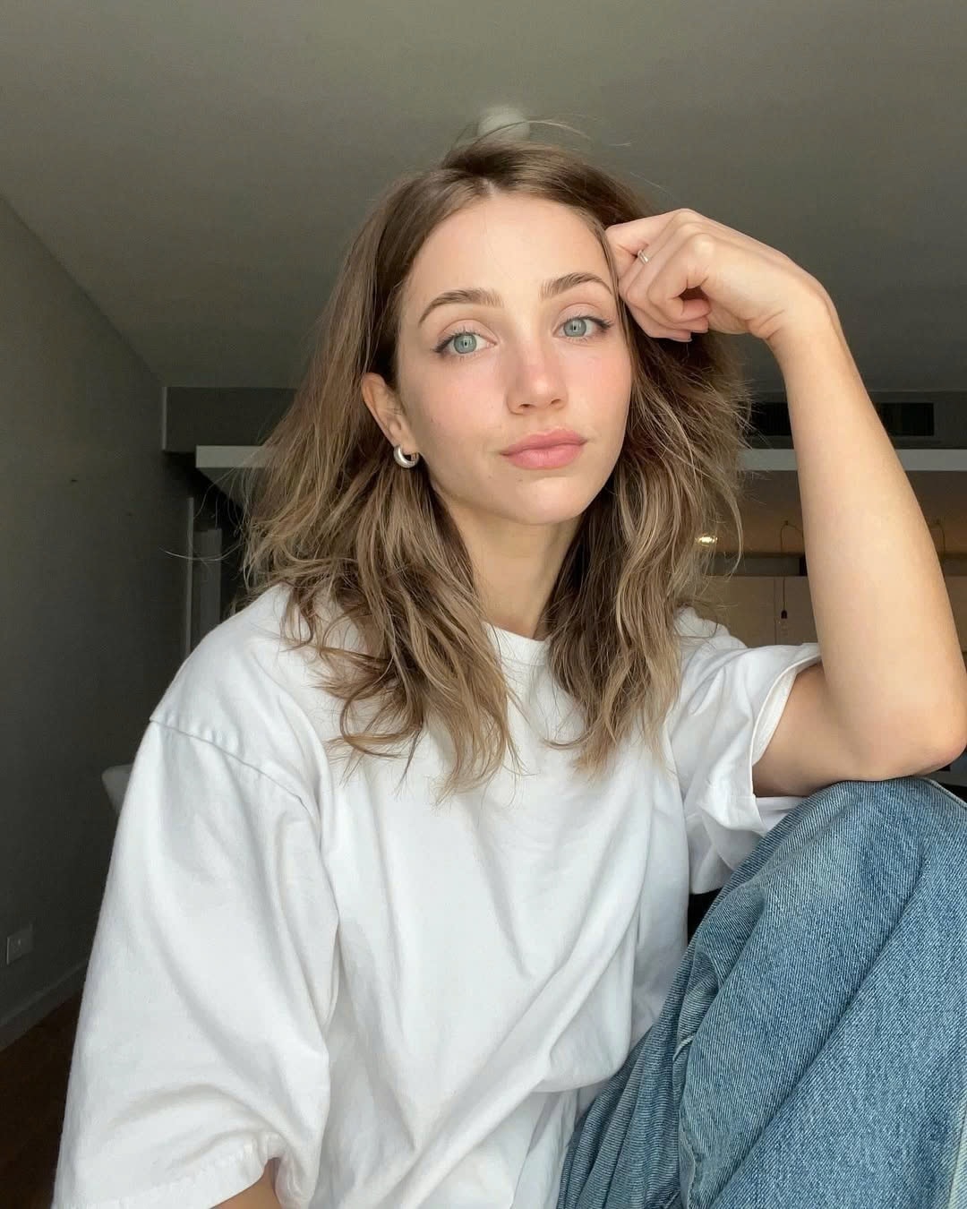 Emily Rudd anh 2