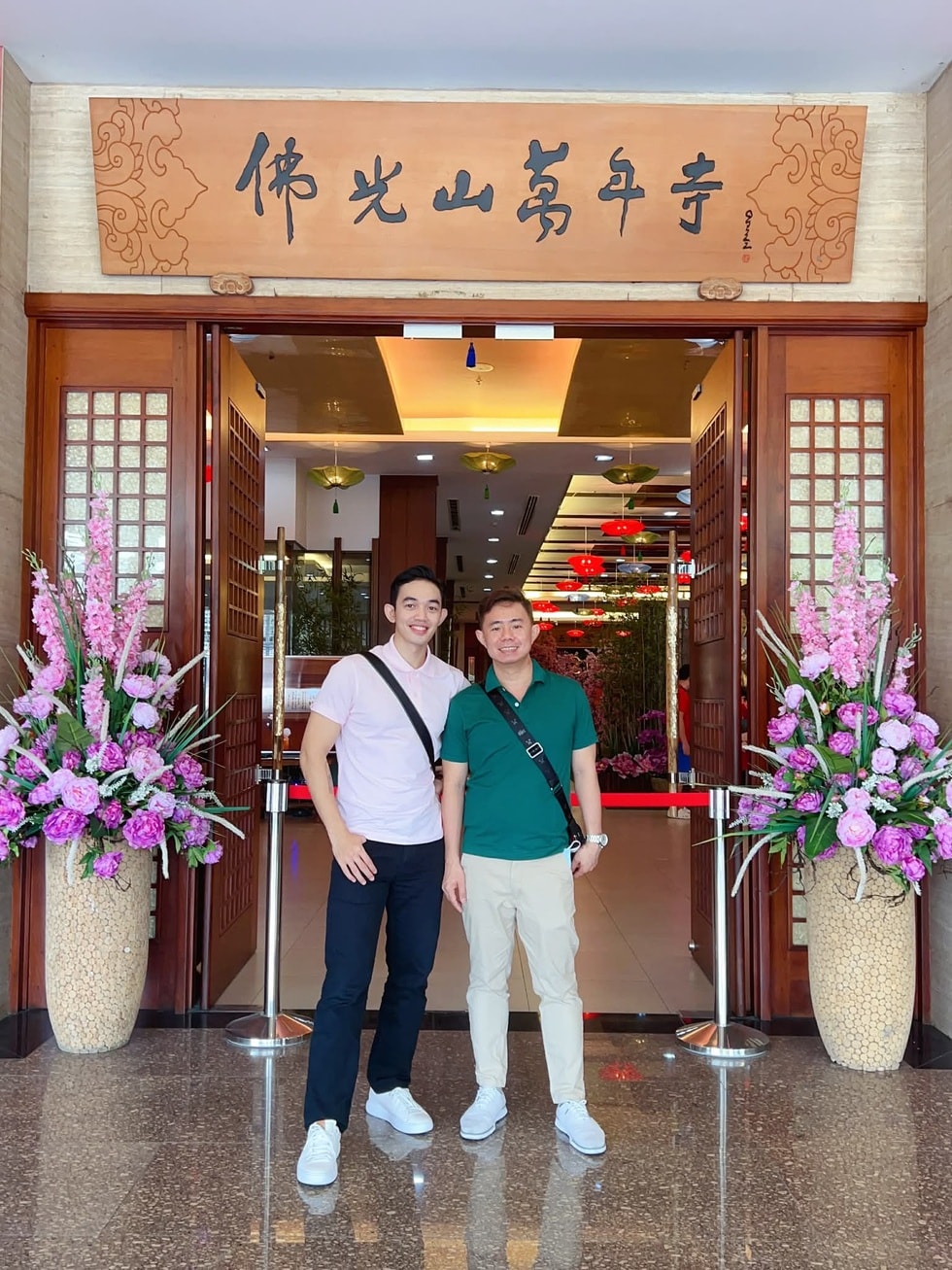 Hai chàng trai TPHCM bỏ việc 50 triệu đồng/tháng, bán bún mắm ở Philippines - 8