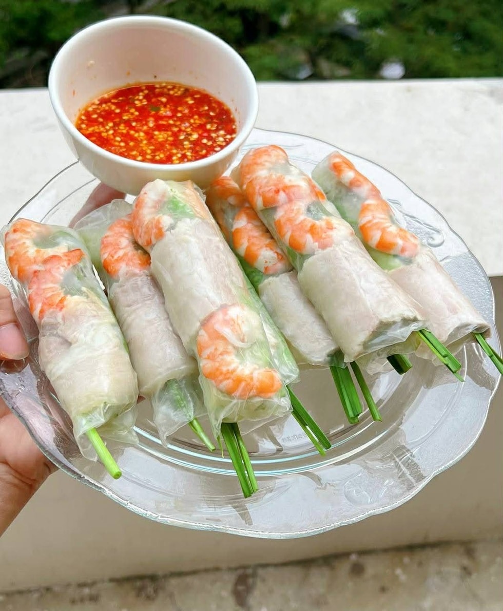 Hai chàng trai TPHCM bỏ việc 50 triệu đồng/tháng, bán bún mắm ở Philippines - 6