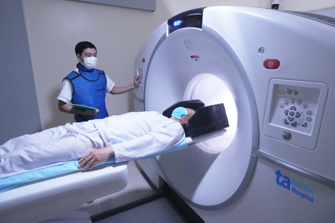 Bệnh nhân chụp PET/CT. Ảnh: Bệnh viện Đa khoa Tâm Anh