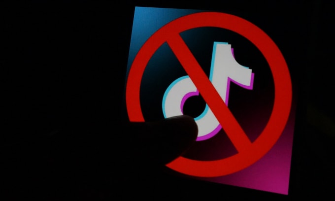 Minh họa về việc xóa TikTok. Ảnh: Bảo Lâm