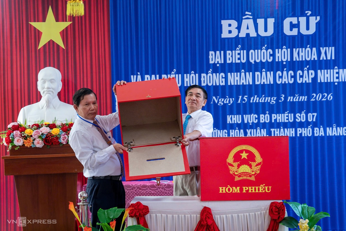 z7621481829389-ab108b3bf78e5c5-9888-4779