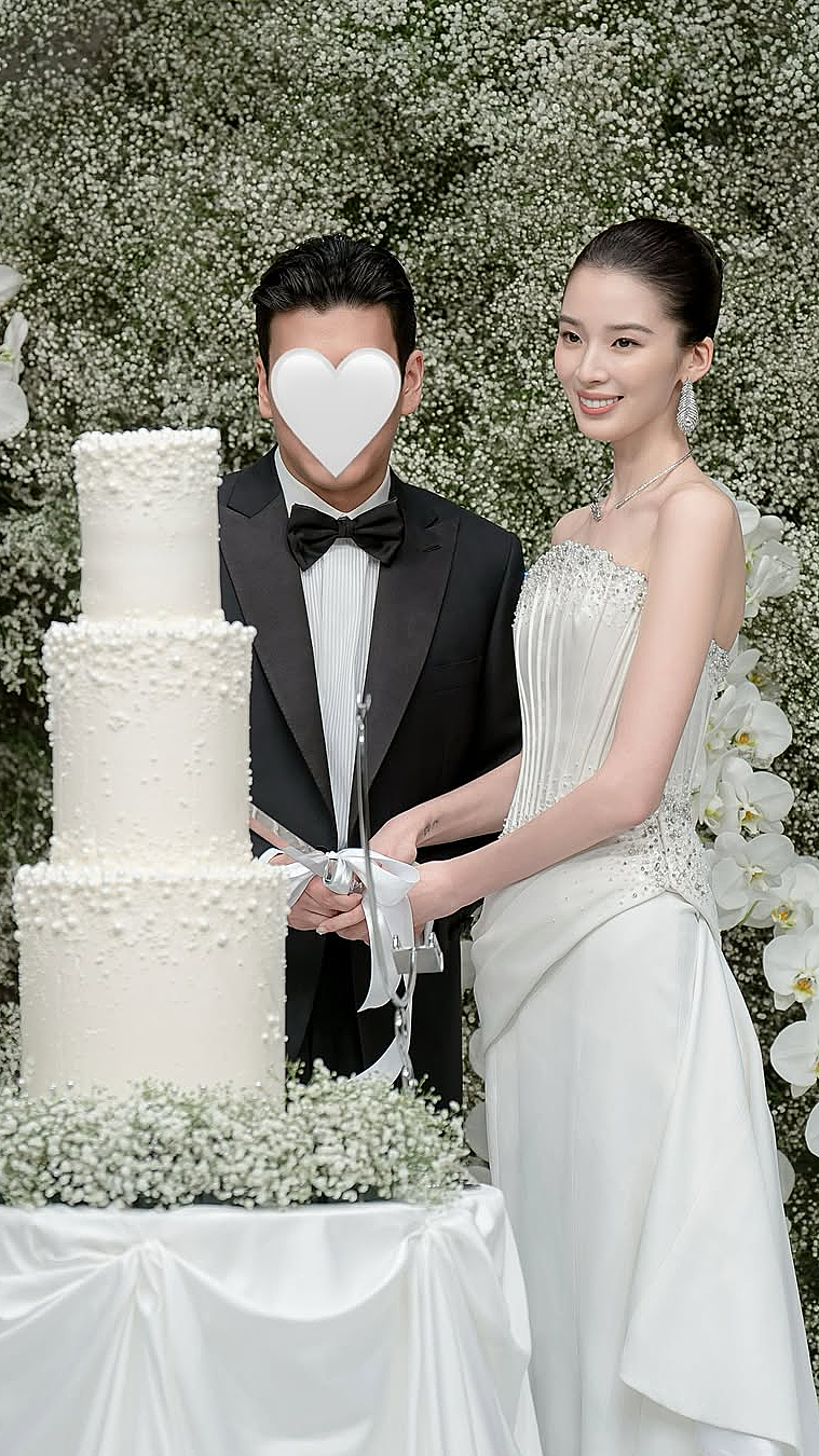 Hôn lễ ngập sắc hoa của Irene Kim