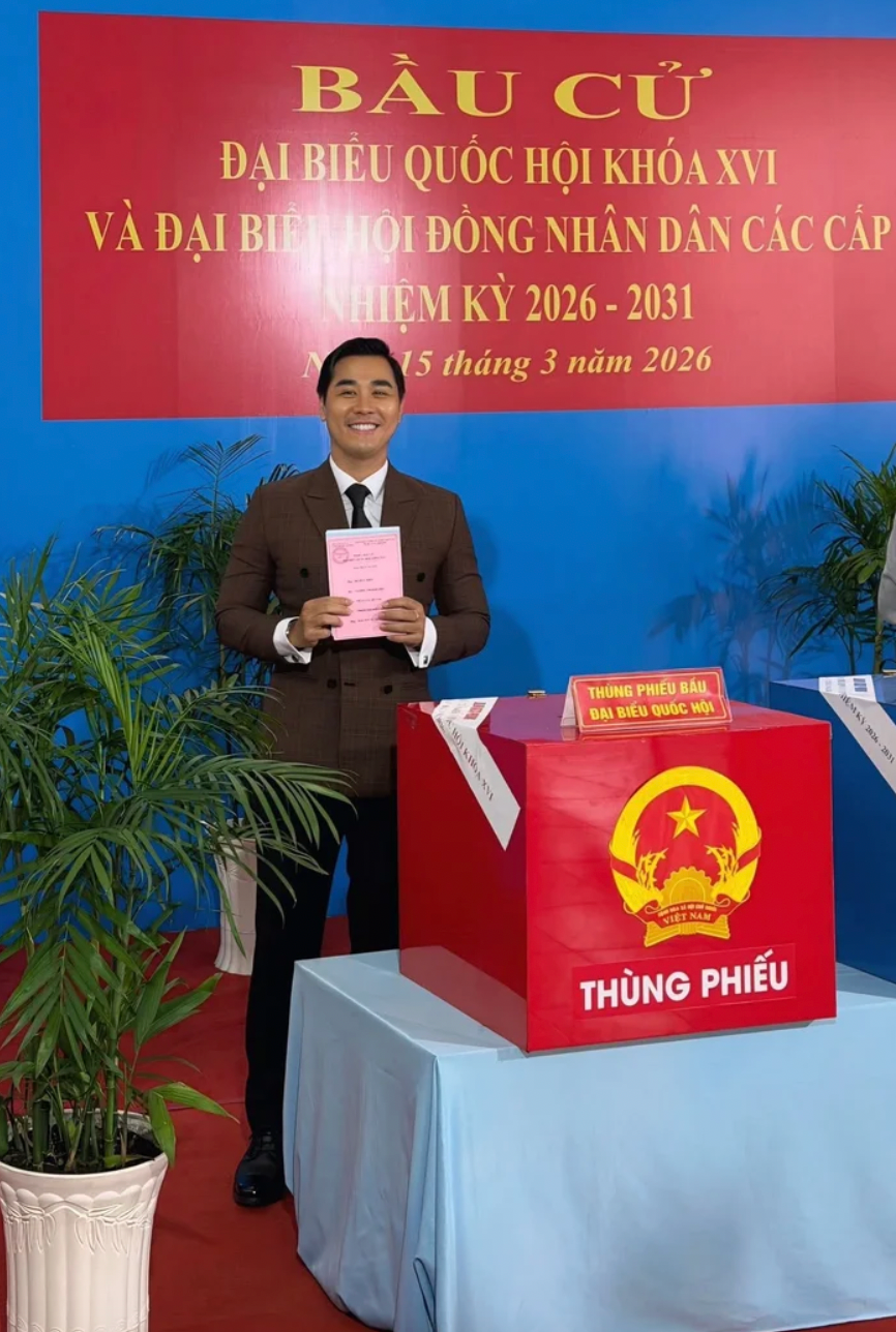 Nhạc sĩ Nguyễn Văn Chung, NSND Mỹ Uyên rộn ràng đi bầu cử, tự hào ngày hội non sông- Ảnh 6.