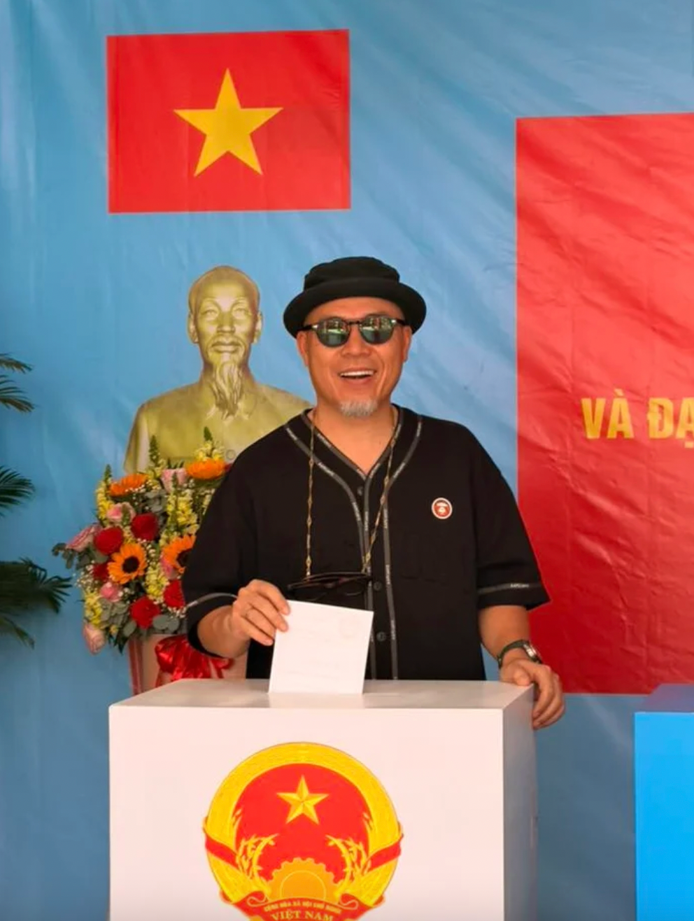 Nhạc sĩ Nguyễn Văn Chung, NSND Mỹ Uyên rộn ràng đi bầu cử, tự hào ngày hội non sông- Ảnh 5.