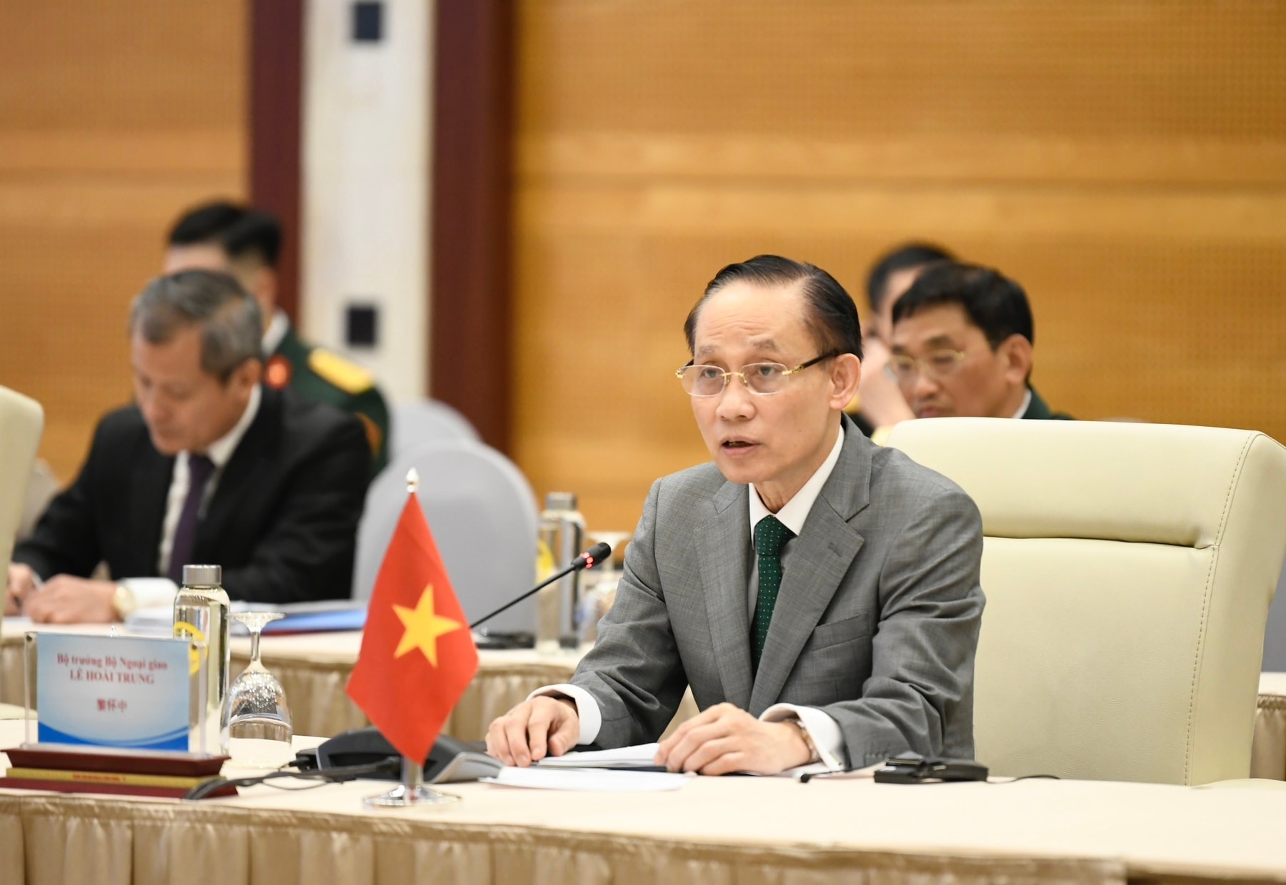 Bộ trưởng Bộ Ngoại giao Lê Hoài Trung.