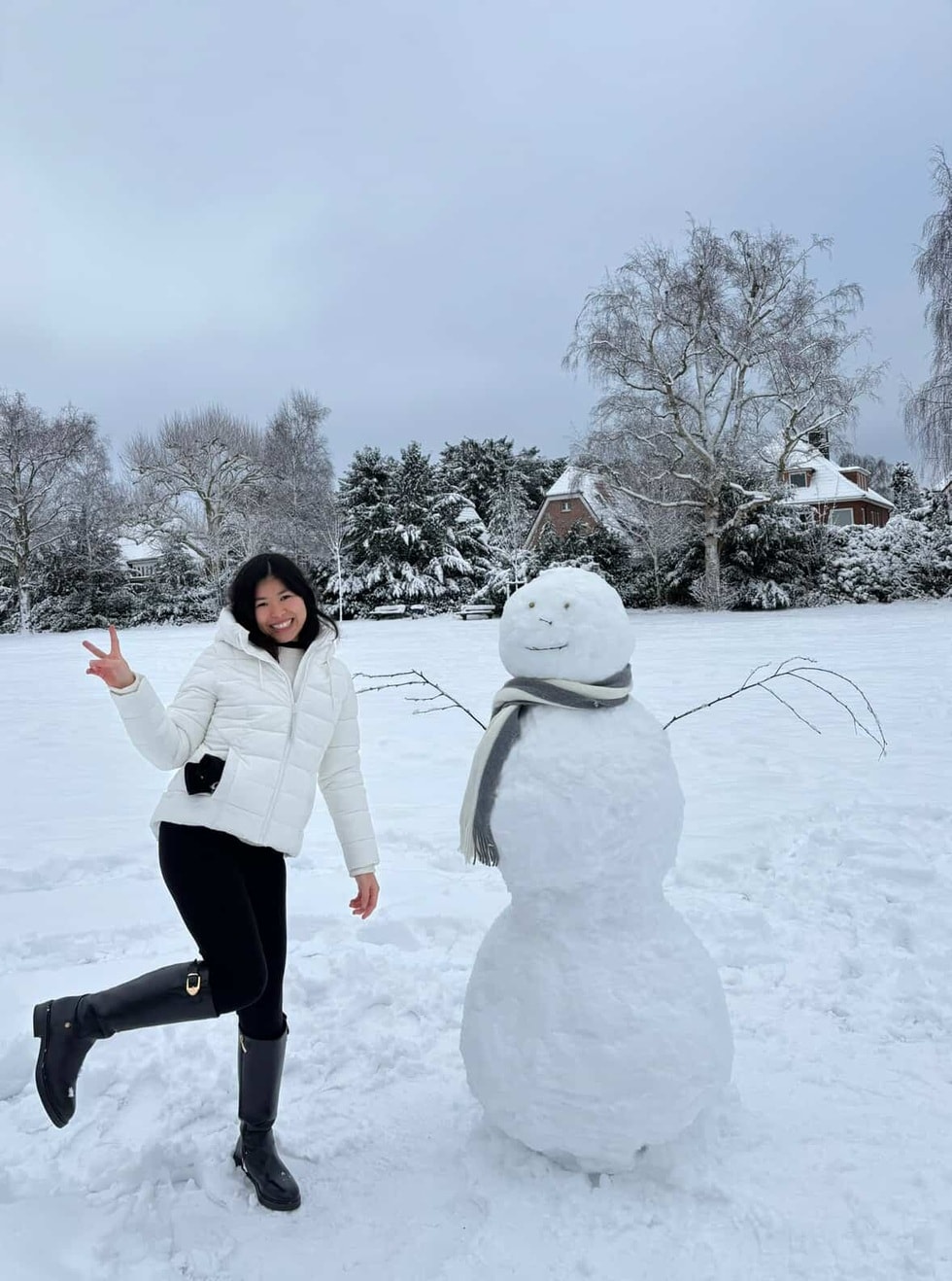 Bỏ vị trí tiếp viên trưởng sang Đức làm lại từ đầu, học nghề ở tuổi 30 - 4