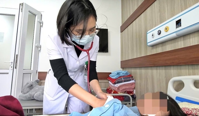 Bệnh nhân được chăm sóc tích cực tại Bệnh viện. Ảnh: Bác sĩ cung cấp