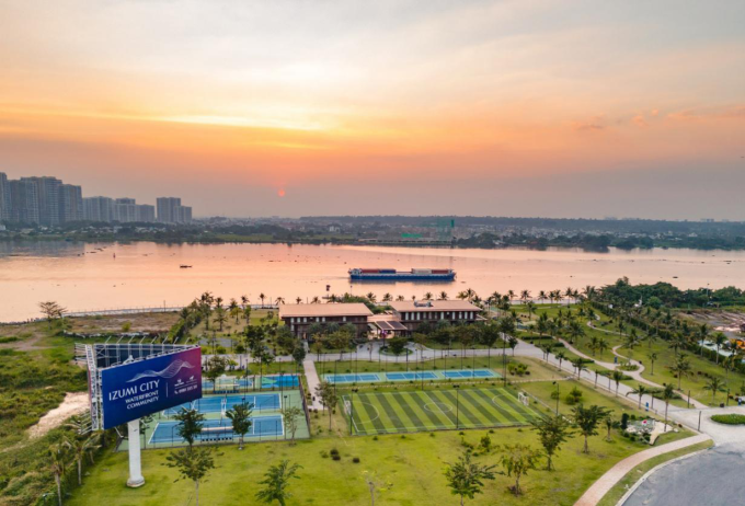 Khu đô thị Izumi City nằm bên sông Đồng Nai. Ảnh: Nam Long