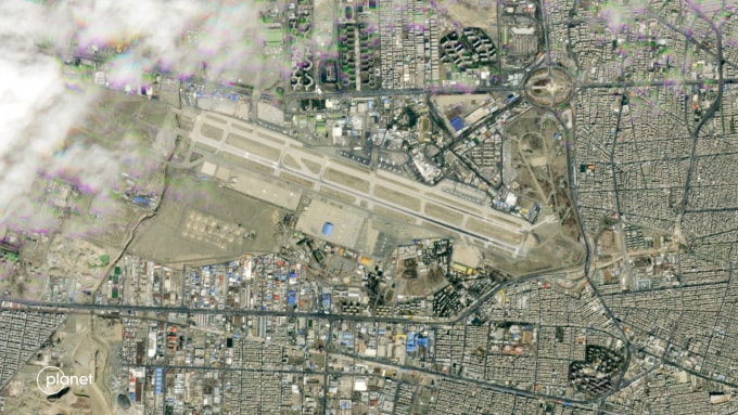 Ảnh vệ tinh sân bay Mehrabad ở Tehran, Iran, ngày 28/2. Ảnh: AFP