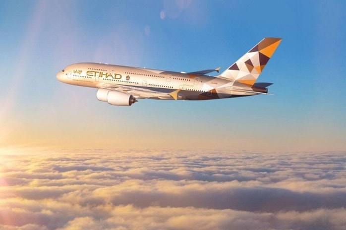 Xung đột Trung Đông tiếp tục ảnh hưởng hàng không và giá nhiên liệu, nhiều hãng bay tăng giá vé - Ảnh 1.