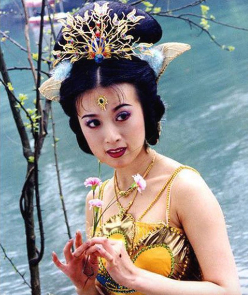 Kim Xảo Xảo nổi tiếng với vai diễn công chúa Khổng Tước trong bộ phim 